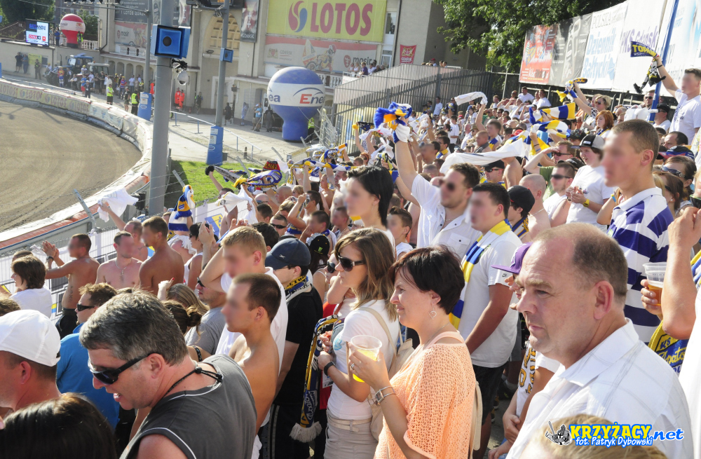 _015